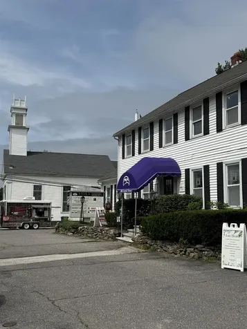 238 Central Street Hudson NH 03051