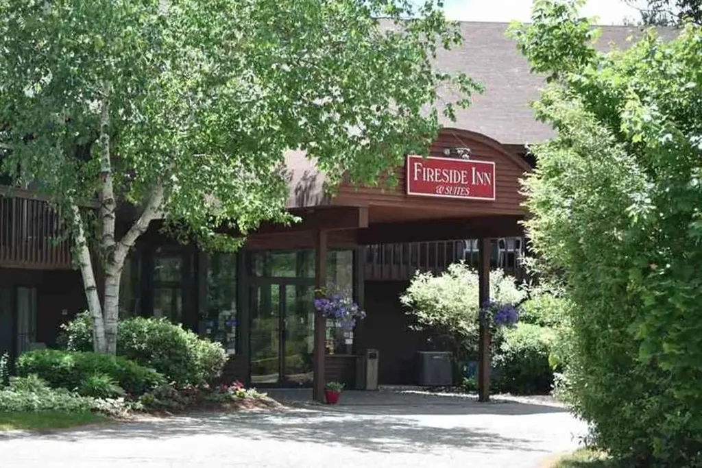 17 Harris Shore Road Gilford NH 03249
