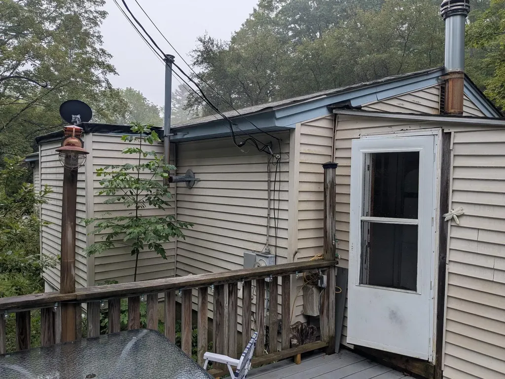 105 South Road Sullivan NH 03455