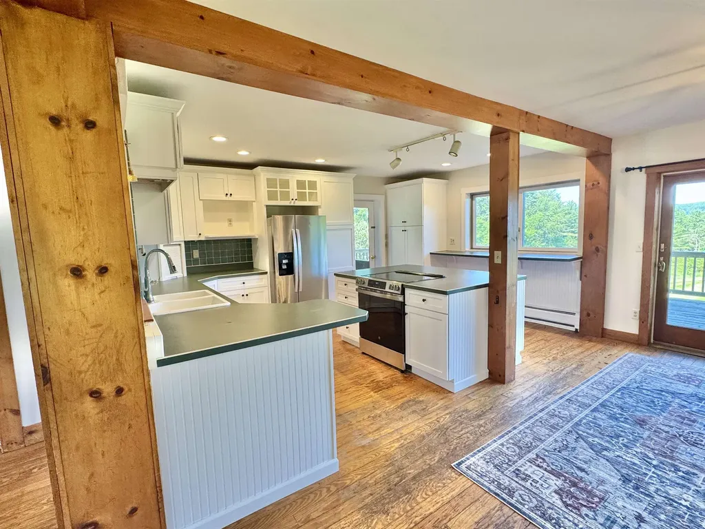 219-221 Dartmouth College Highway Haverhill NH 03765