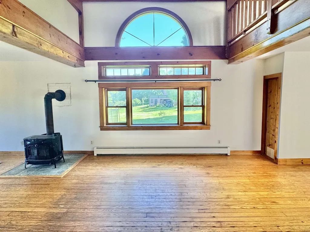 219-221 Dartmouth College Highway Haverhill NH 03765