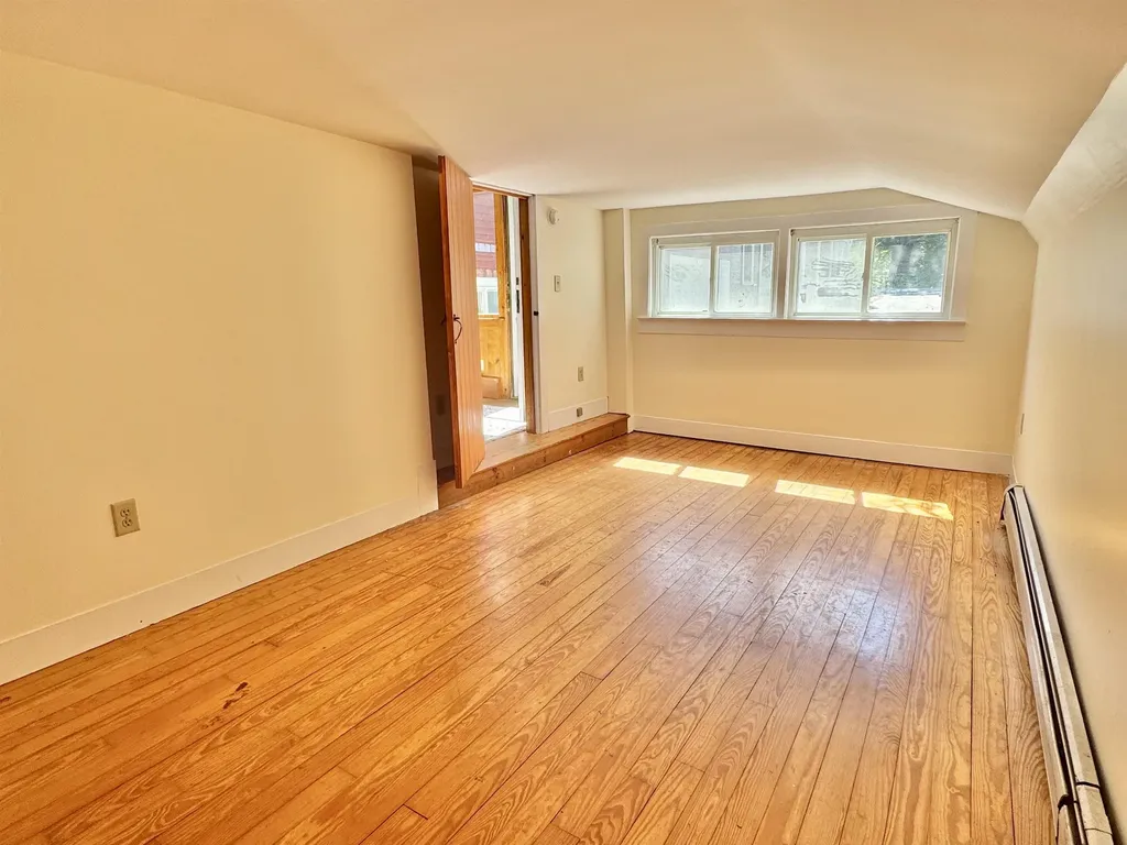 219-221 Dartmouth College Highway Haverhill NH 03765