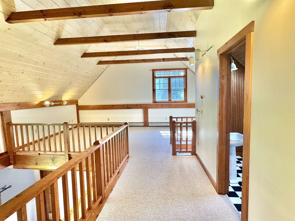 219-221 Dartmouth College Highway Haverhill NH 03765