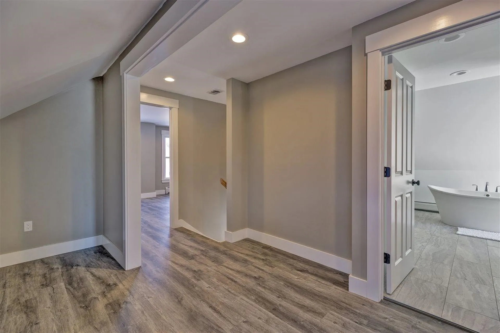 219-221 Dartmouth College Highway Haverhill NH 03765