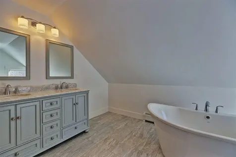 219-221 Dartmouth College Highway Haverhill NH 03765