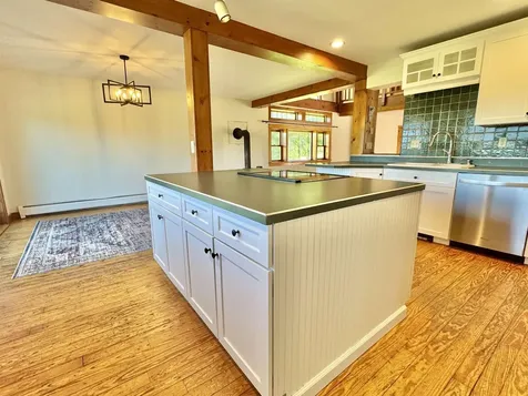 219-221 Dartmouth College Highway Haverhill NH 03765