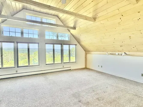 219-221 Dartmouth College Highway Haverhill NH 03765