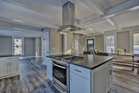 219-221 Dartmouth College Highway Haverhill NH 03765