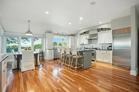 323 Upper Old Town Trail Charlotte VT 05445