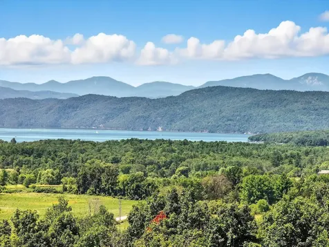 323 Upper Old Town Trail Charlotte VT 05445