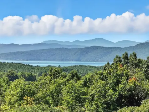 323 Upper Old Town Trail Charlotte VT 05445