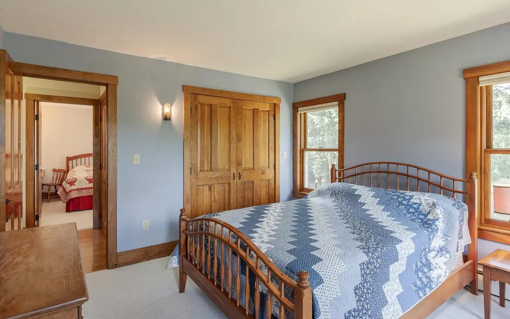 19 Day Road Swanzey NH 03446