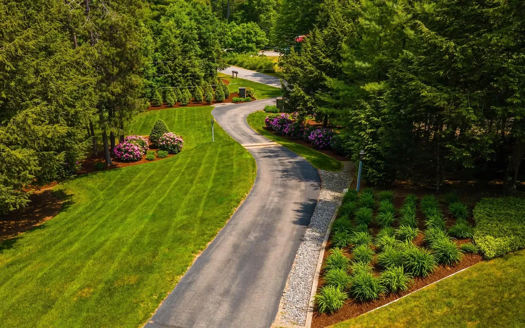 19 Day Road Swanzey NH 03446