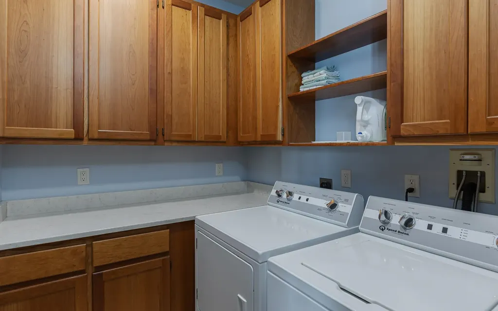 19 Day Road Swanzey NH 03446