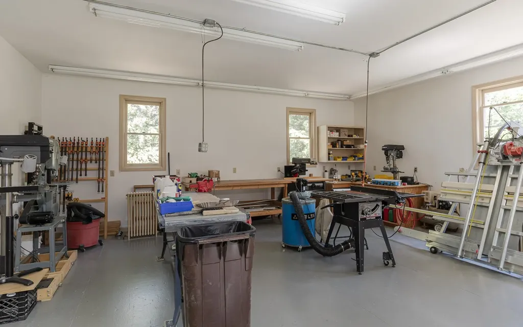 19 Day Road Swanzey NH 03446