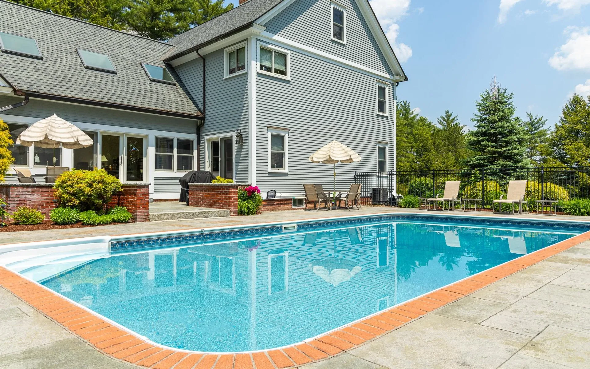 19 Day Road Swanzey NH 03446