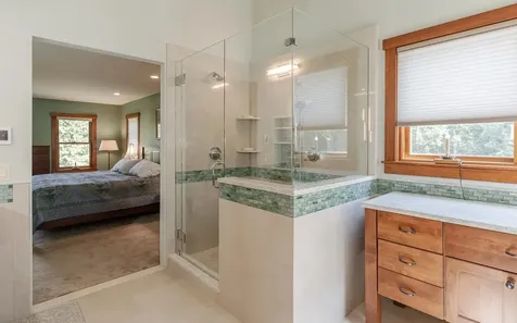 19 Day Road Swanzey NH 03446