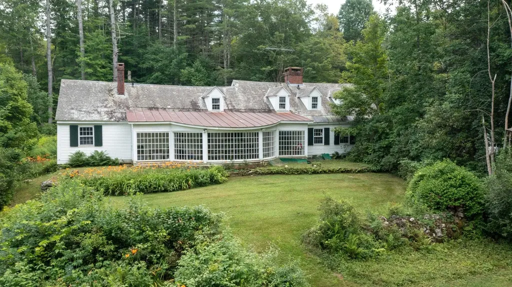 341 Under The Mountain Road Londonderry VT 05155