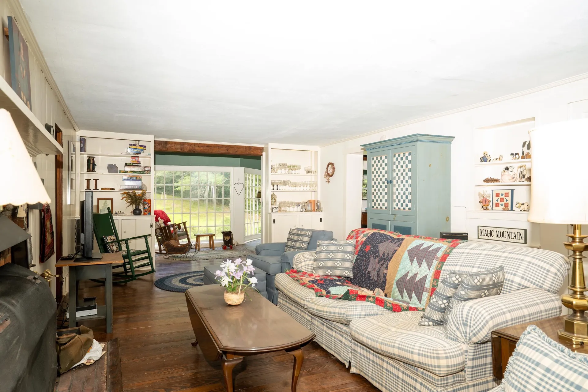 341 Under The Mountain Road Londonderry VT 05155