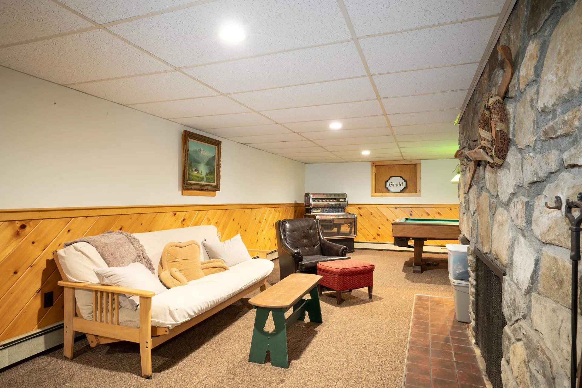 341 Under The Mountain Road Londonderry VT 05155