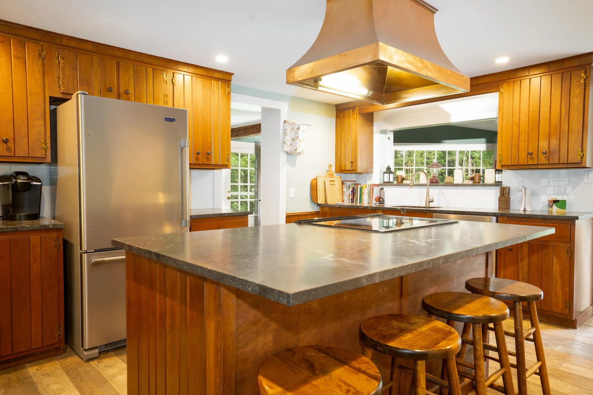 341 Under The Mountain Road Londonderry VT 05155