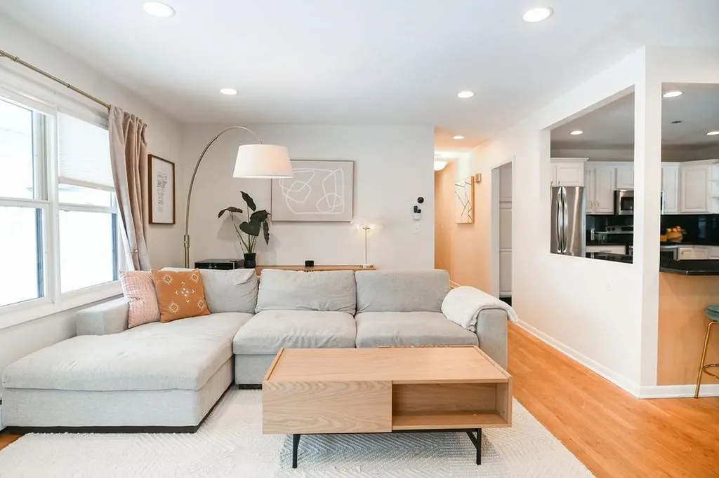 201 Crescent Beach Drive Burlington VT 05408