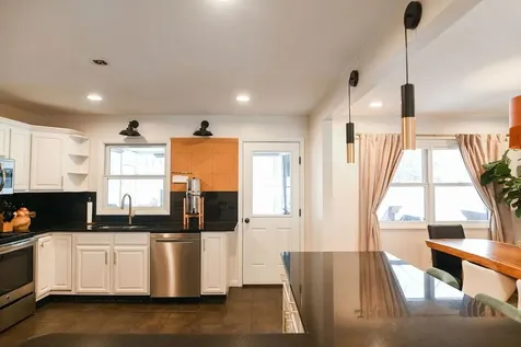 201 Crescent Beach Drive Burlington VT 05408