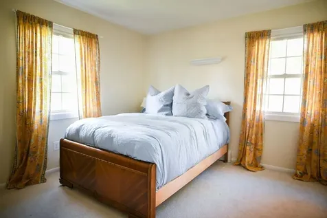 201 Crescent Beach Drive Burlington VT 05408