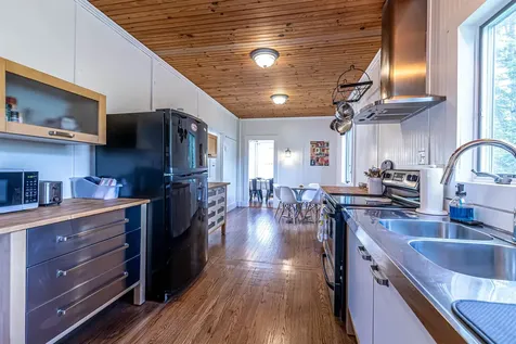 7 Granite Street Peterborough NH 03458
