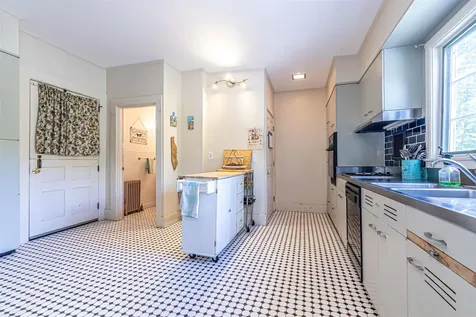7 Granite Street Peterborough NH 03458