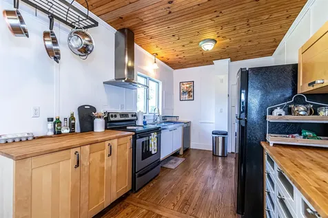 7 Granite Street Peterborough NH 03458