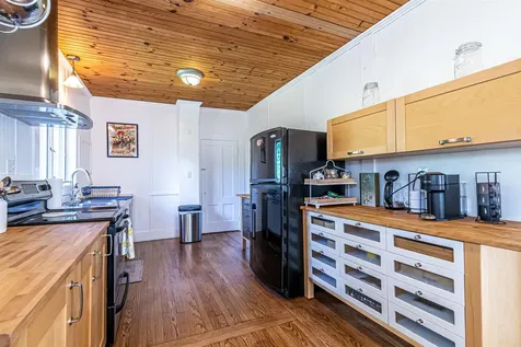 7 Granite Street Peterborough NH 03458