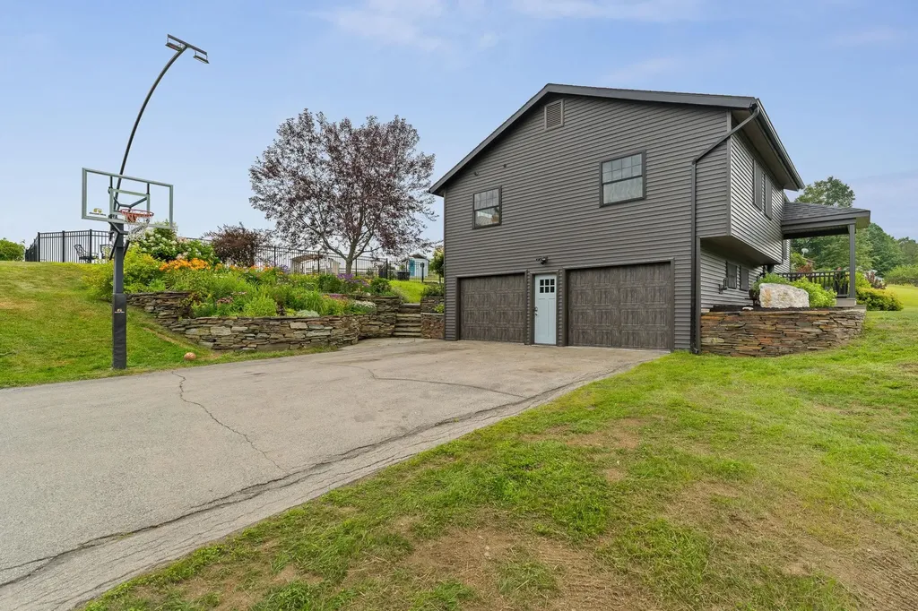 19 Birchwood Park Drive Barre Town VT 05641