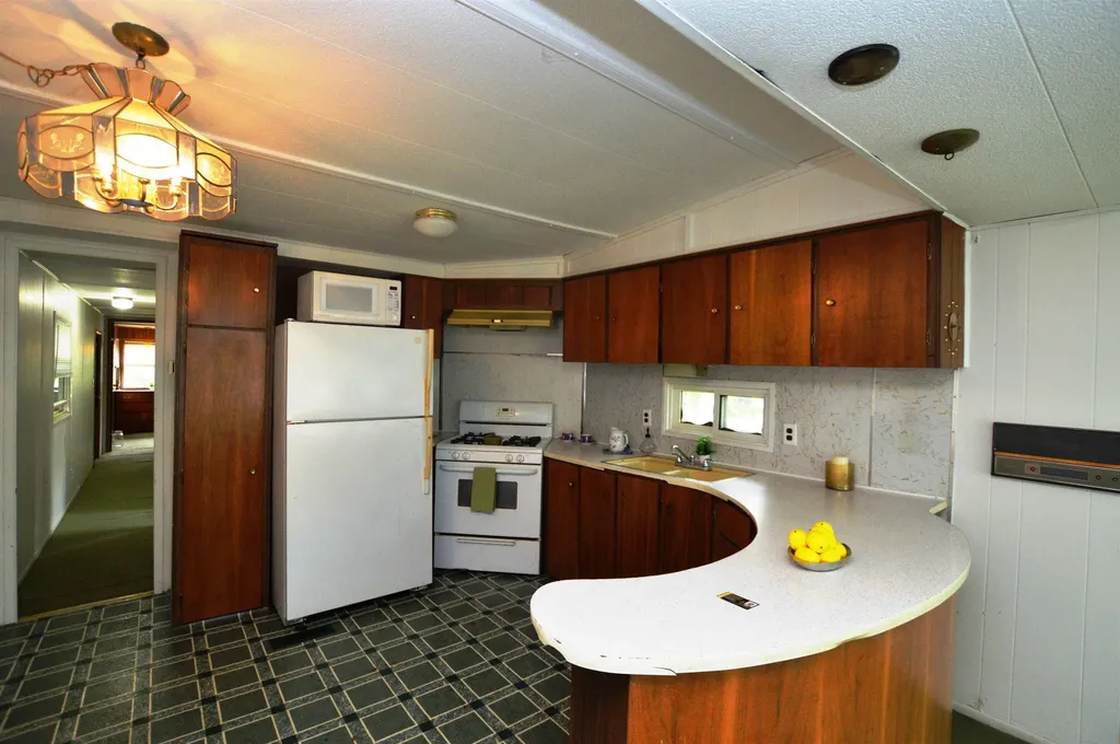 197 Penny Lane Shelburne VT 05482