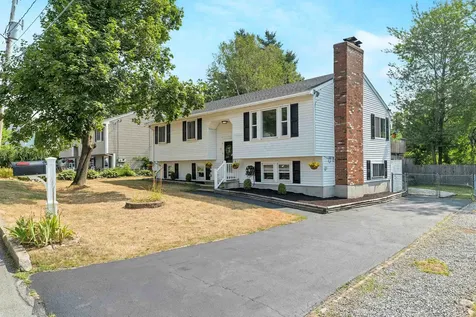 15 Brad Court Manchester NH 03103