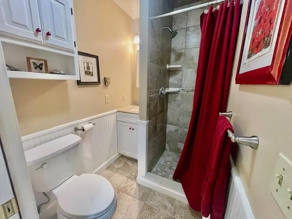 14 Lake Avenue Sunapee NH 03782