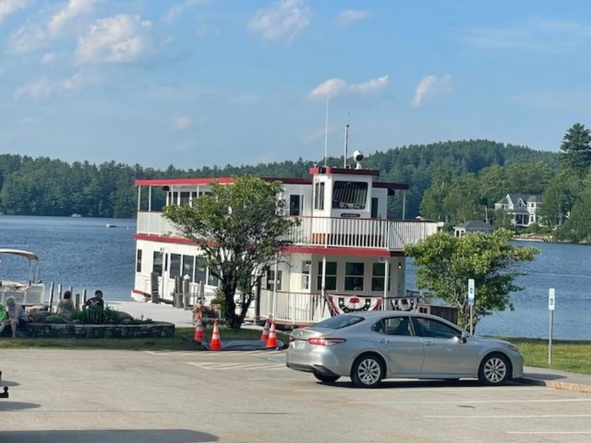 14 Lake Avenue Sunapee NH 03782