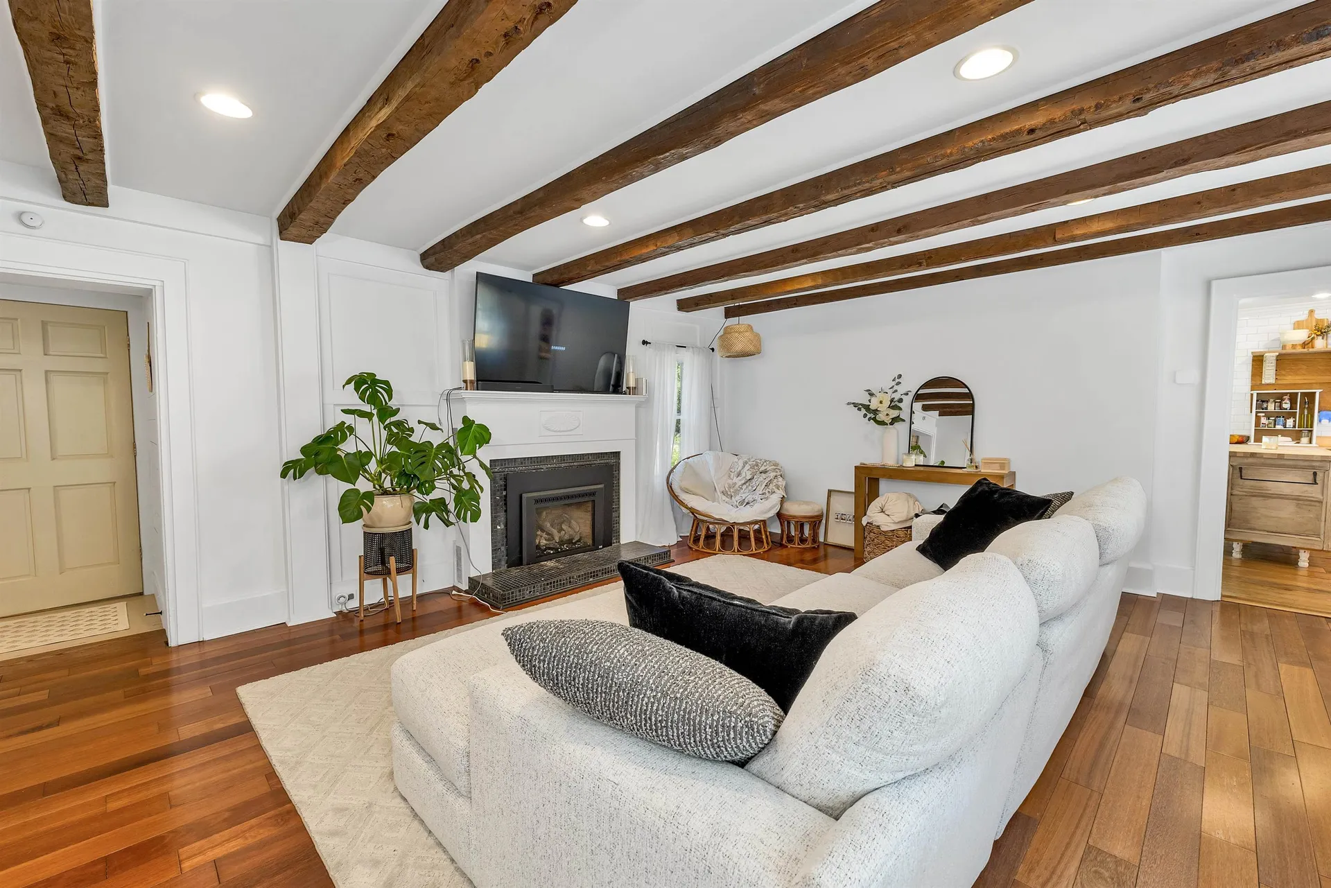 155 Middle Road Tuftonboro NH 03816