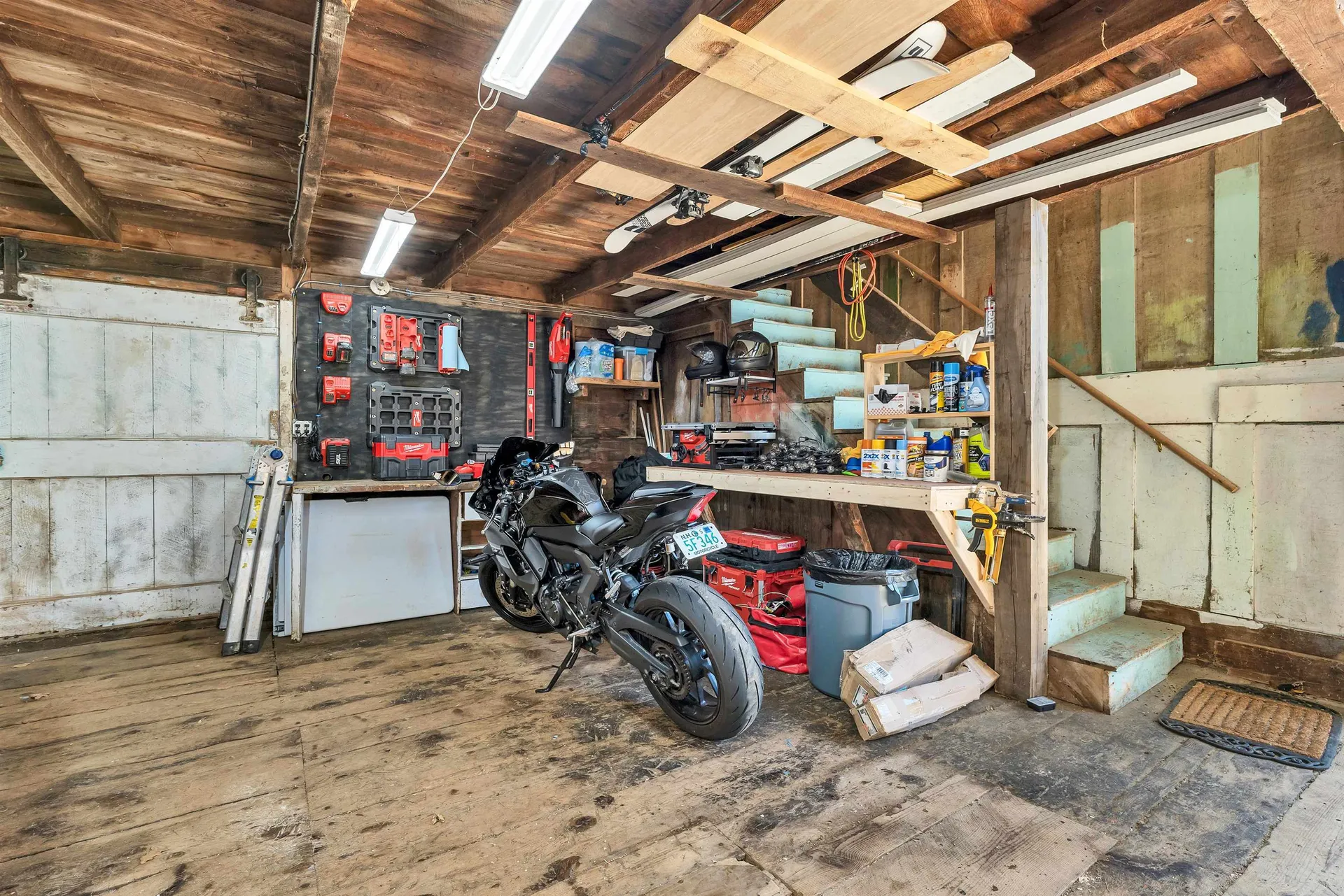 155 Middle Road Tuftonboro NH 03816