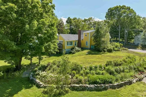 155 Middle Road Tuftonboro NH 03816