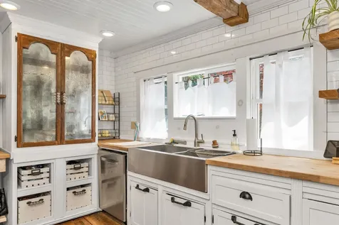 155 Middle Road Tuftonboro NH 03816