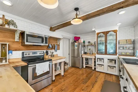 155 Middle Road Tuftonboro NH 03816