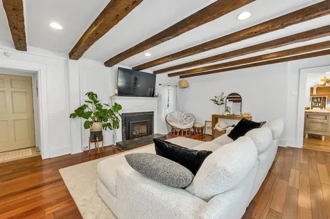 155 Middle Road Tuftonboro NH 03816