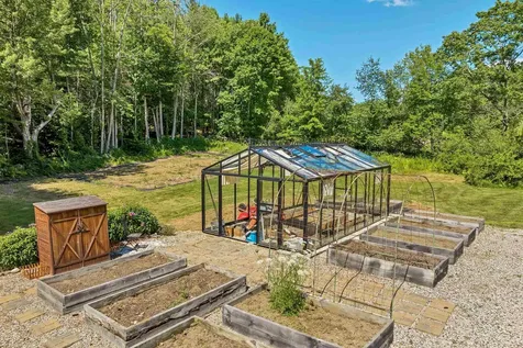 155 Middle Road Tuftonboro NH 03816