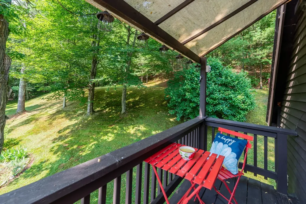 231 Tudor Road Sandgate VT 05250