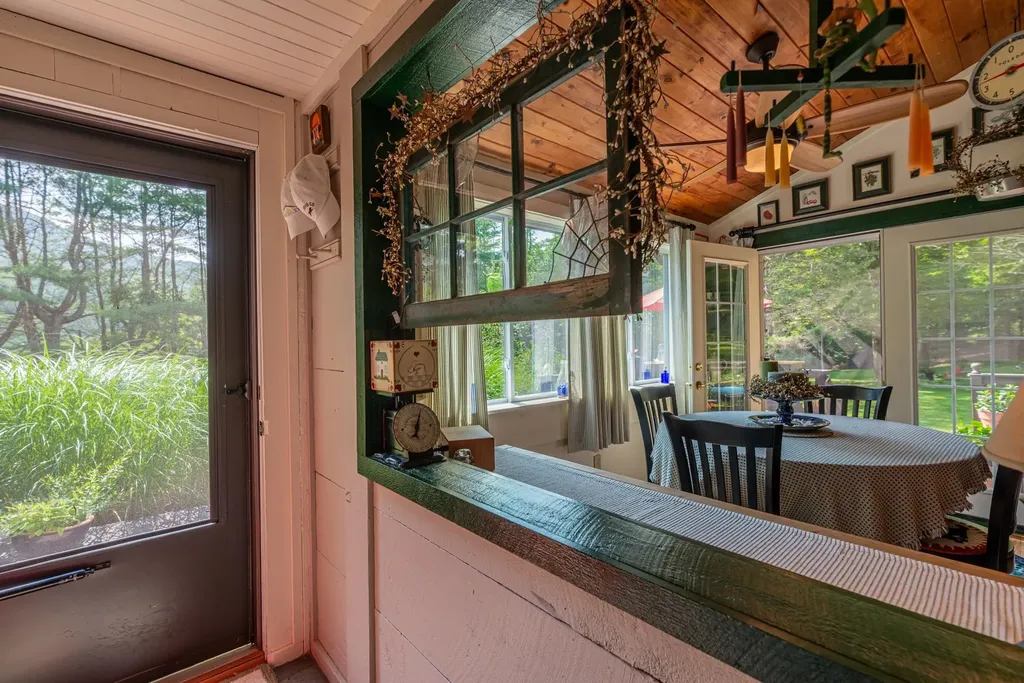 231 Tudor Road Sandgate VT 05250