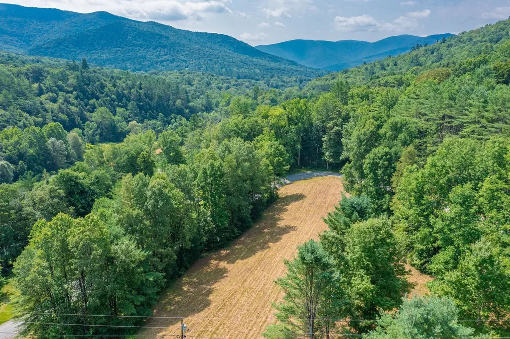 231 Tudor Road Sandgate VT 05250