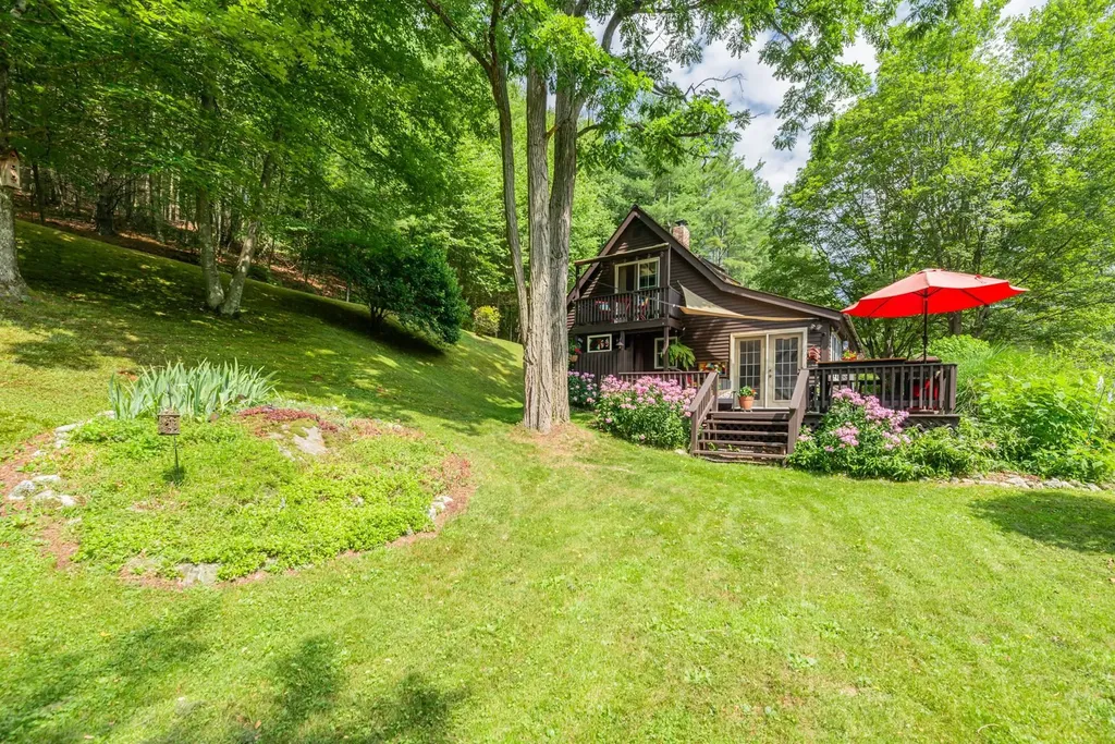 231 Tudor Road Sandgate VT 05250