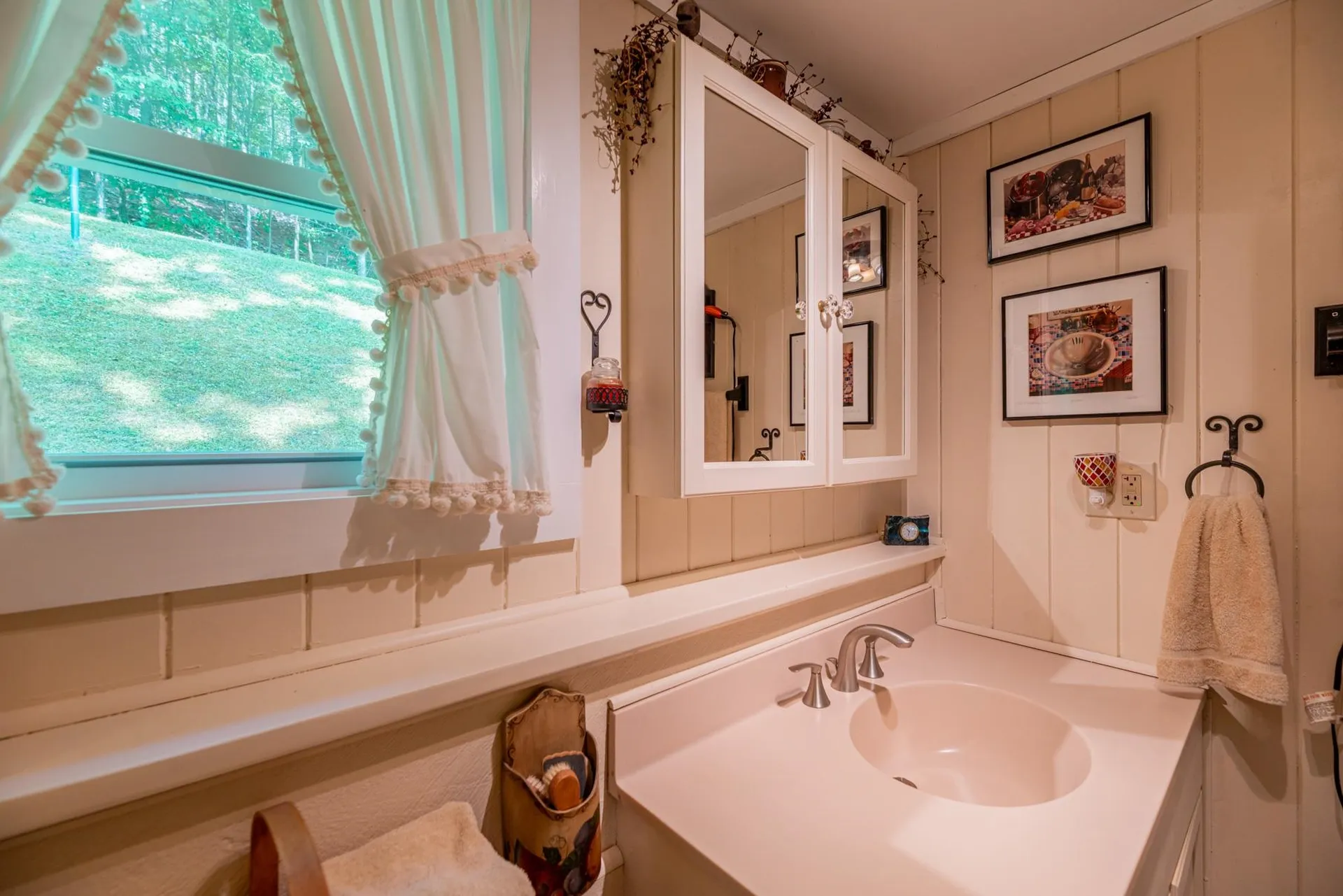 231 Tudor Road Sandgate VT 05250