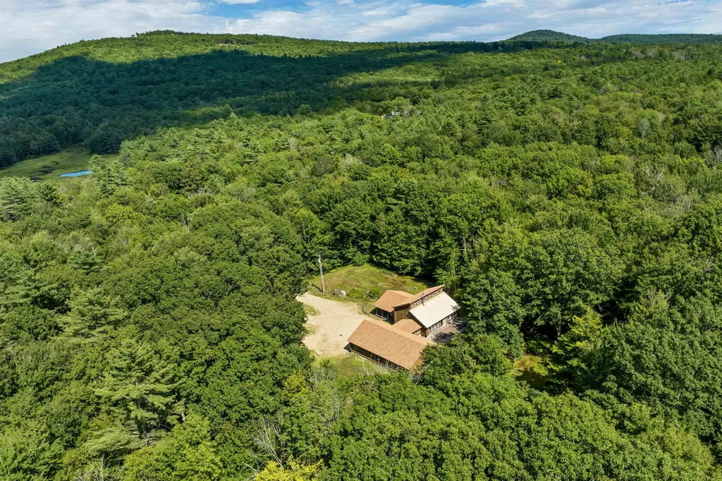 29 North Wolfeboro Road Wolfeboro NH 03894